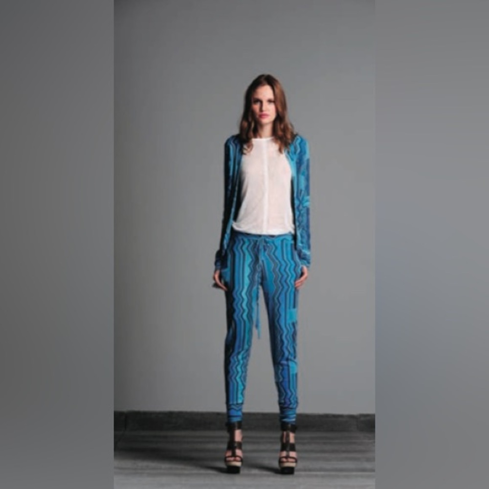 ALEXIS “Calista” blue zig zag chevron sweater cardigan tapered leg pants S